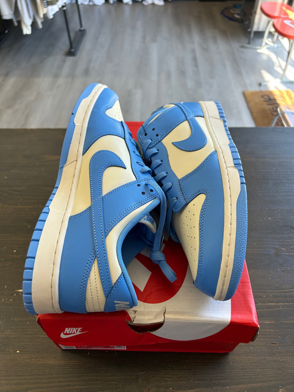 Pre-Owned Nike Dunk Low Retro University Blue