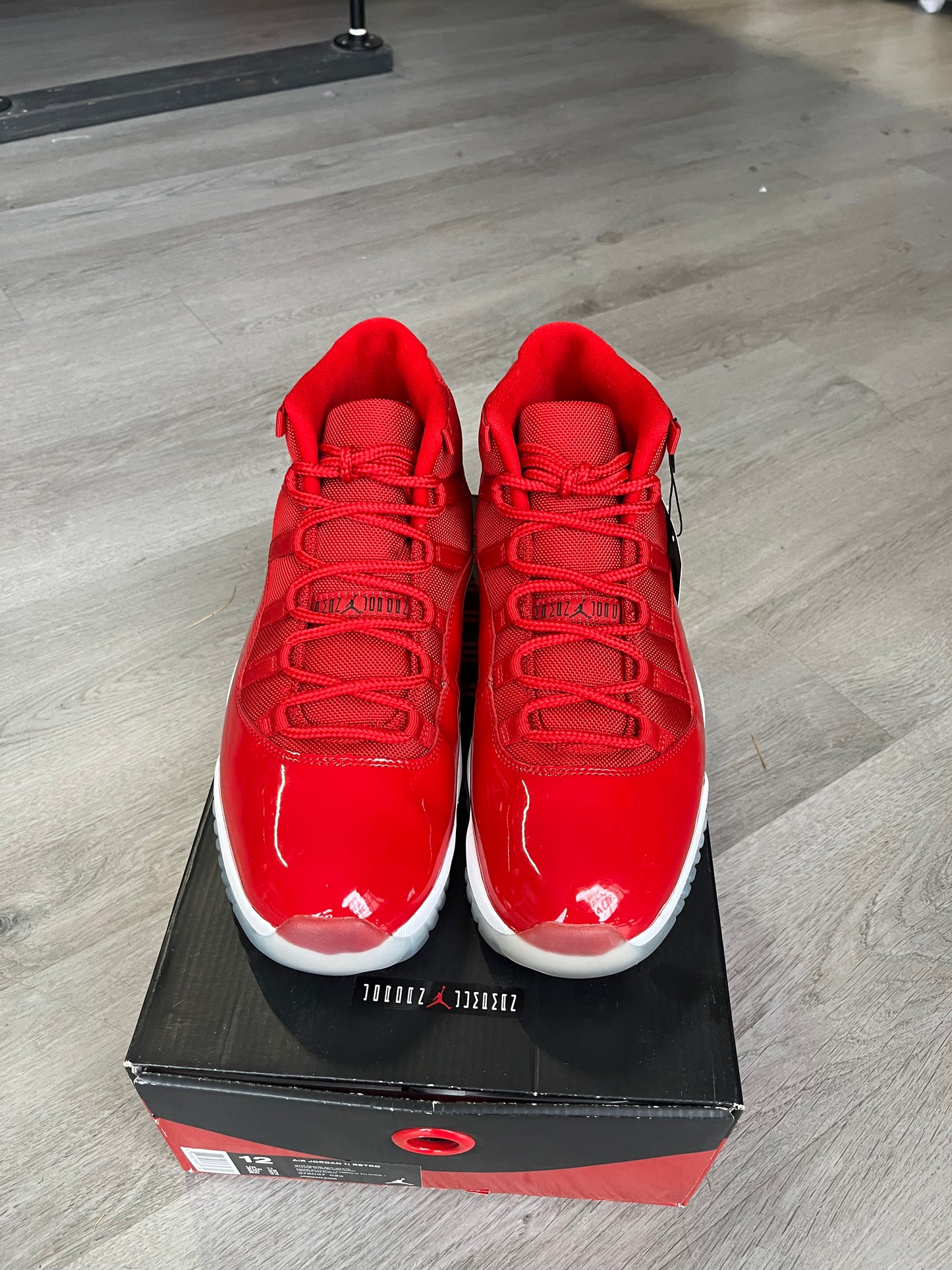 Pre-Owned Jordan 11 Retro Win Like 96