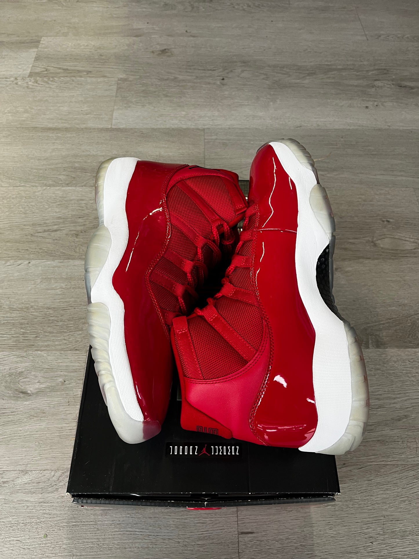 Pre-Owned Jordan 11 Retro Win Like 96