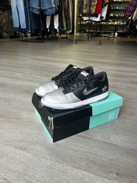Pre-Owned Nike SB Dunk Low Supreme Jewel Swoosh Silver