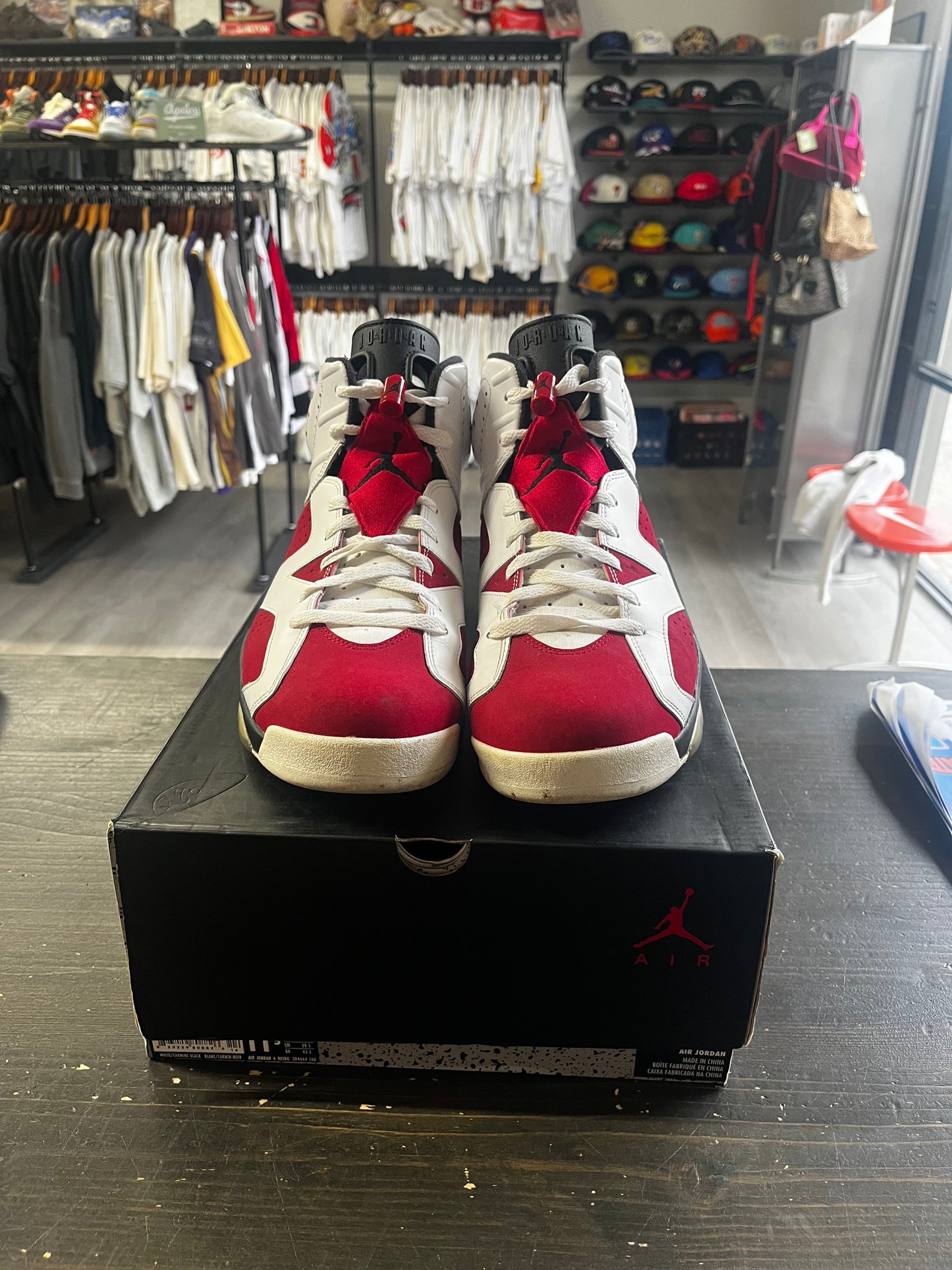 Pre-Owned Jordan 6 Retro Carmine (2014)