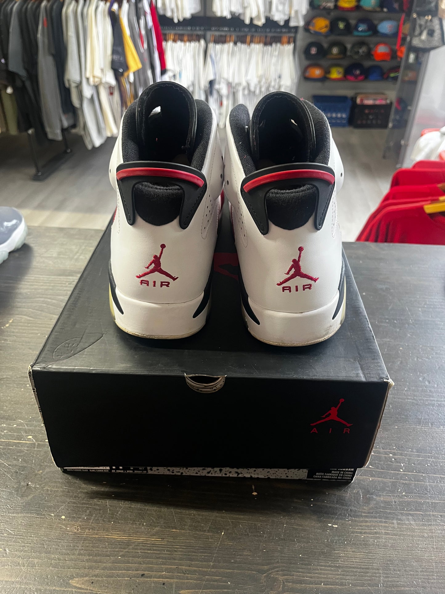 Pre-Owned Jordan 6 Retro Carmine (2014)