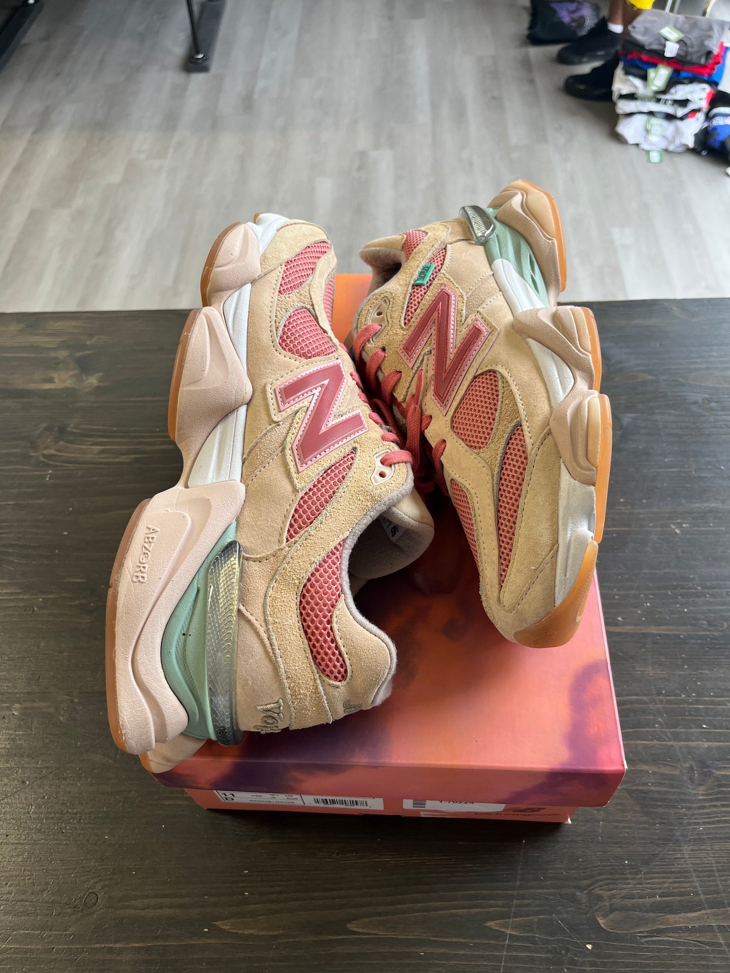 Pre-Owned New Balance 9060
Joe Freshgoods Inside Voices Penny Cookie Pink