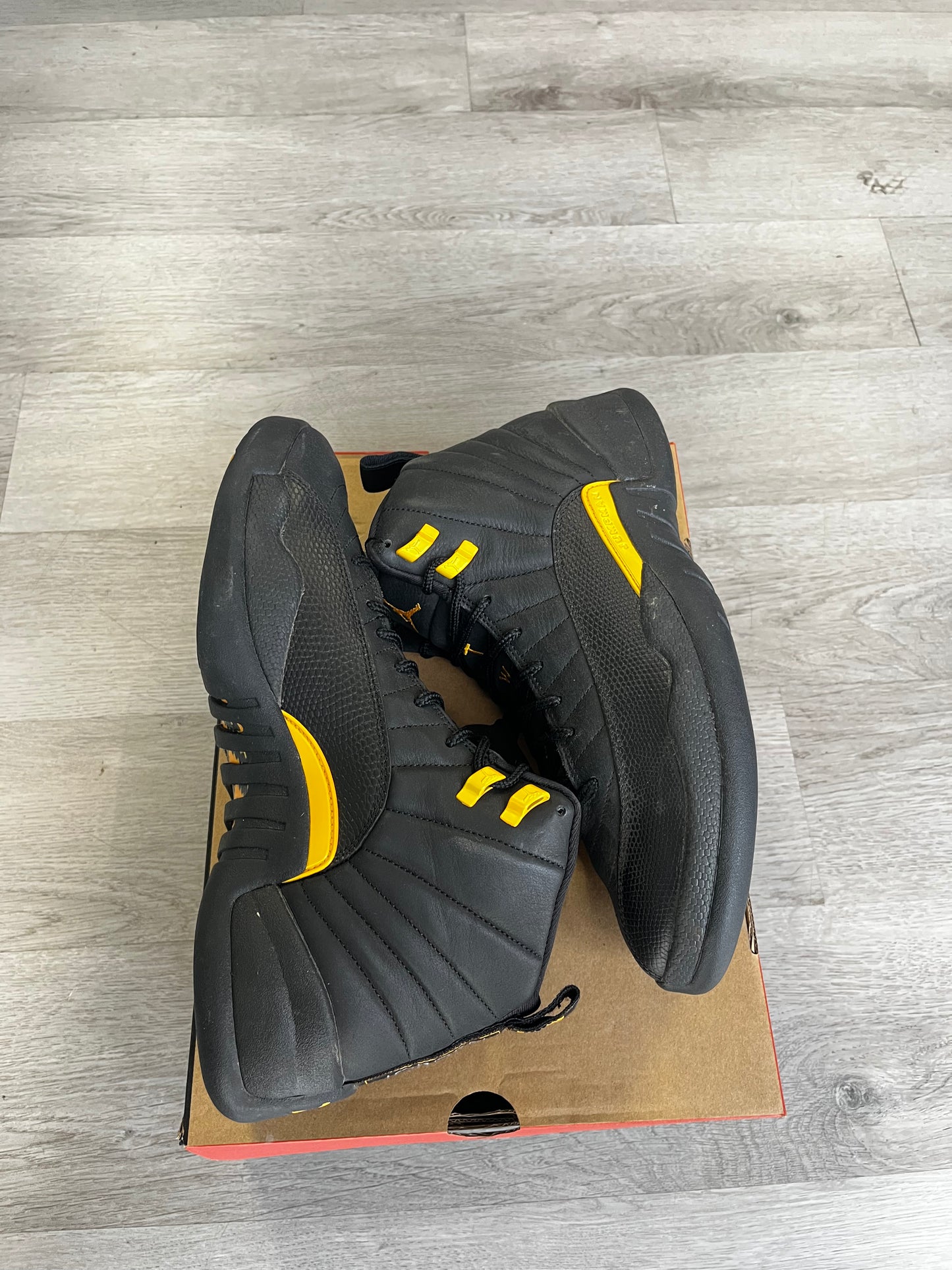 Pre-Owned Jordan 12 Retro Black Taxi