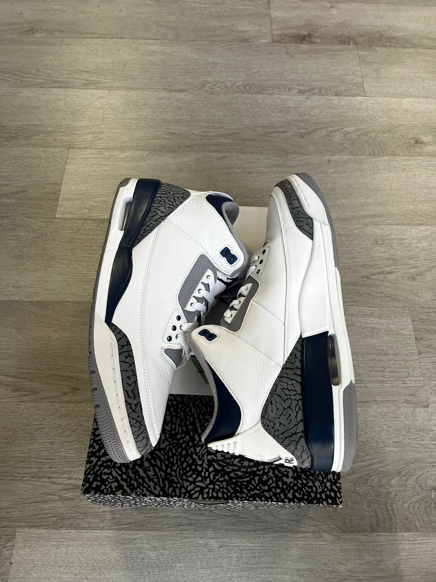 Pre-Owned Jordan 3 Retro Midnight Navy