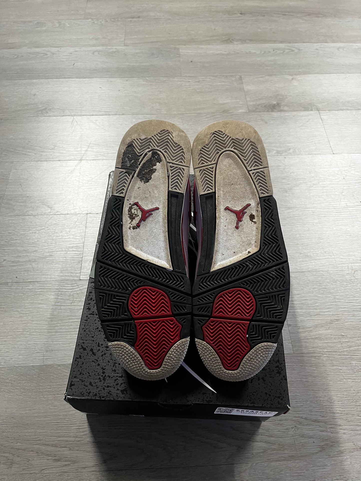 Pre-Owned Jordan 4 Retro Red Cement