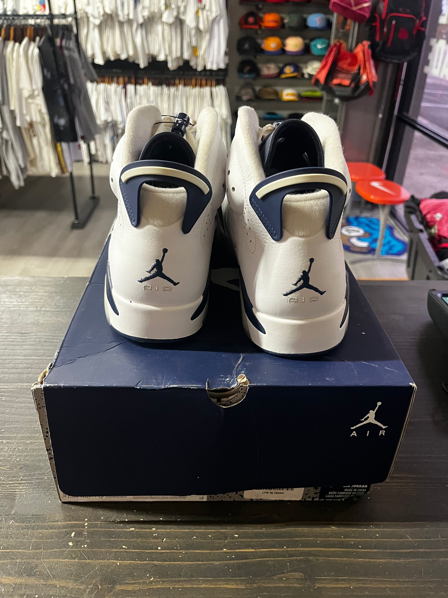 Pre-Owned Jordan 6 Retro Midnight Navy (2022)