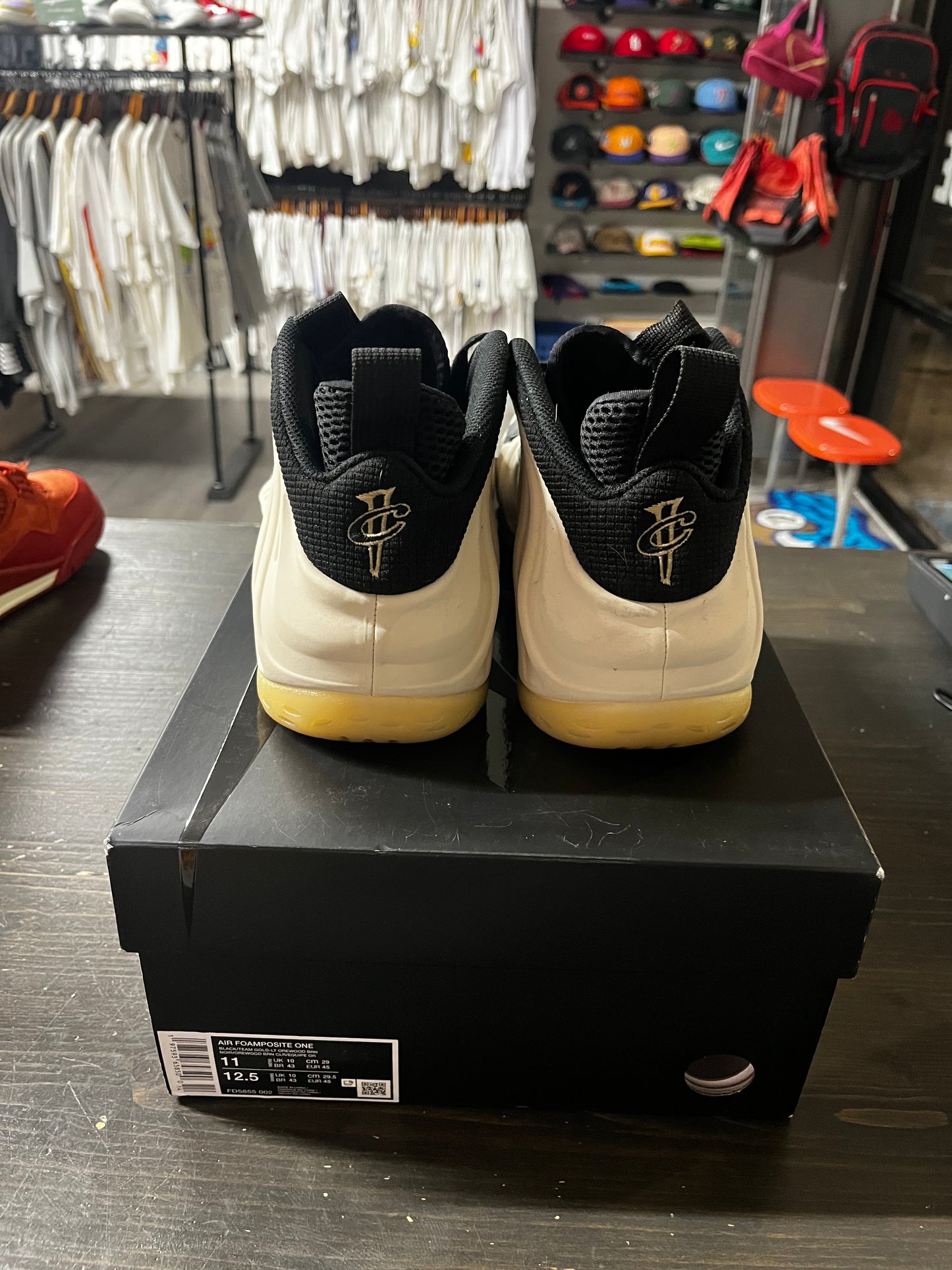 Pre-Owned Nike Air Foamposite One Light Orewood Brown