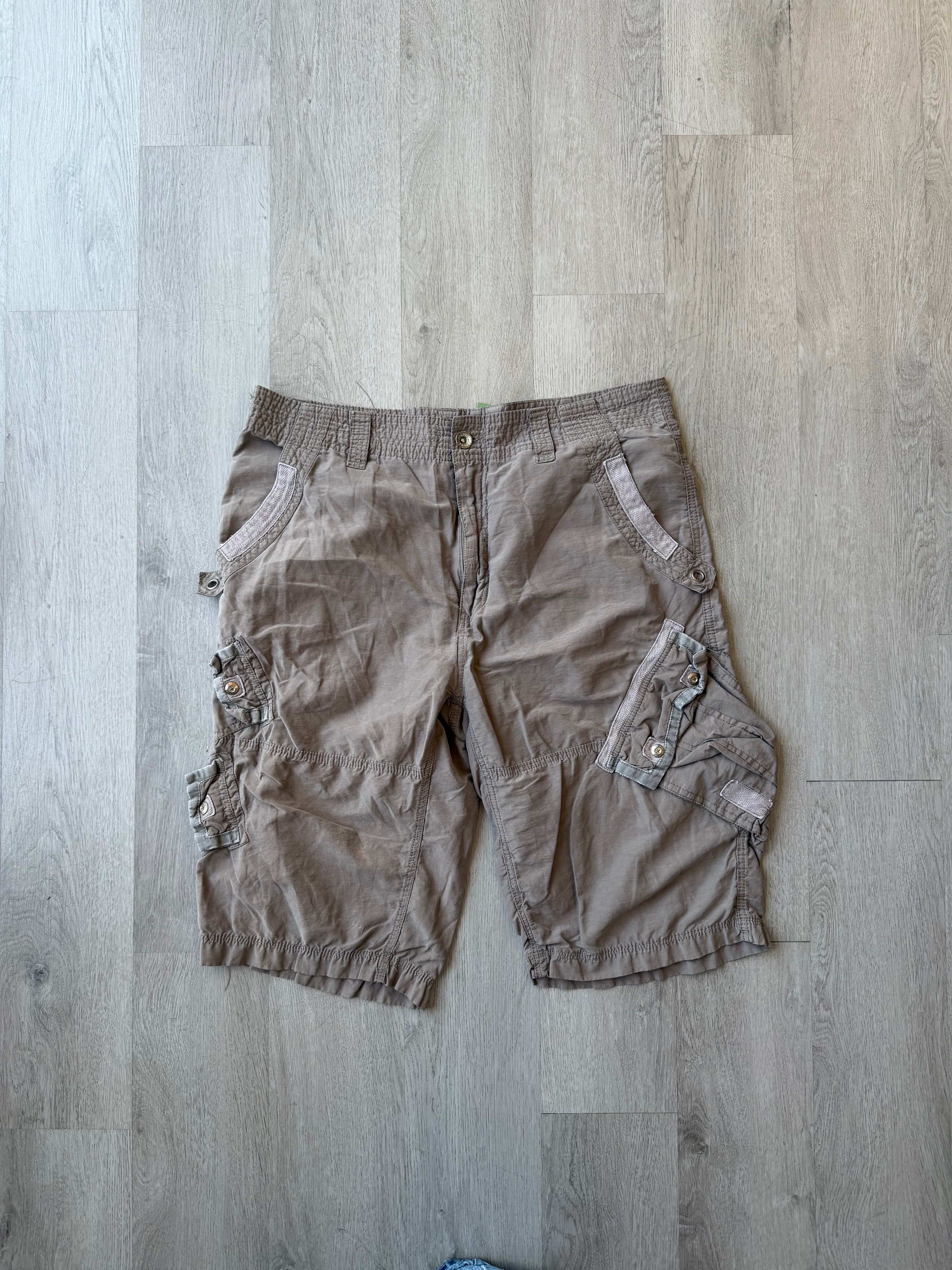 Vintage Grey Cargo Shorts