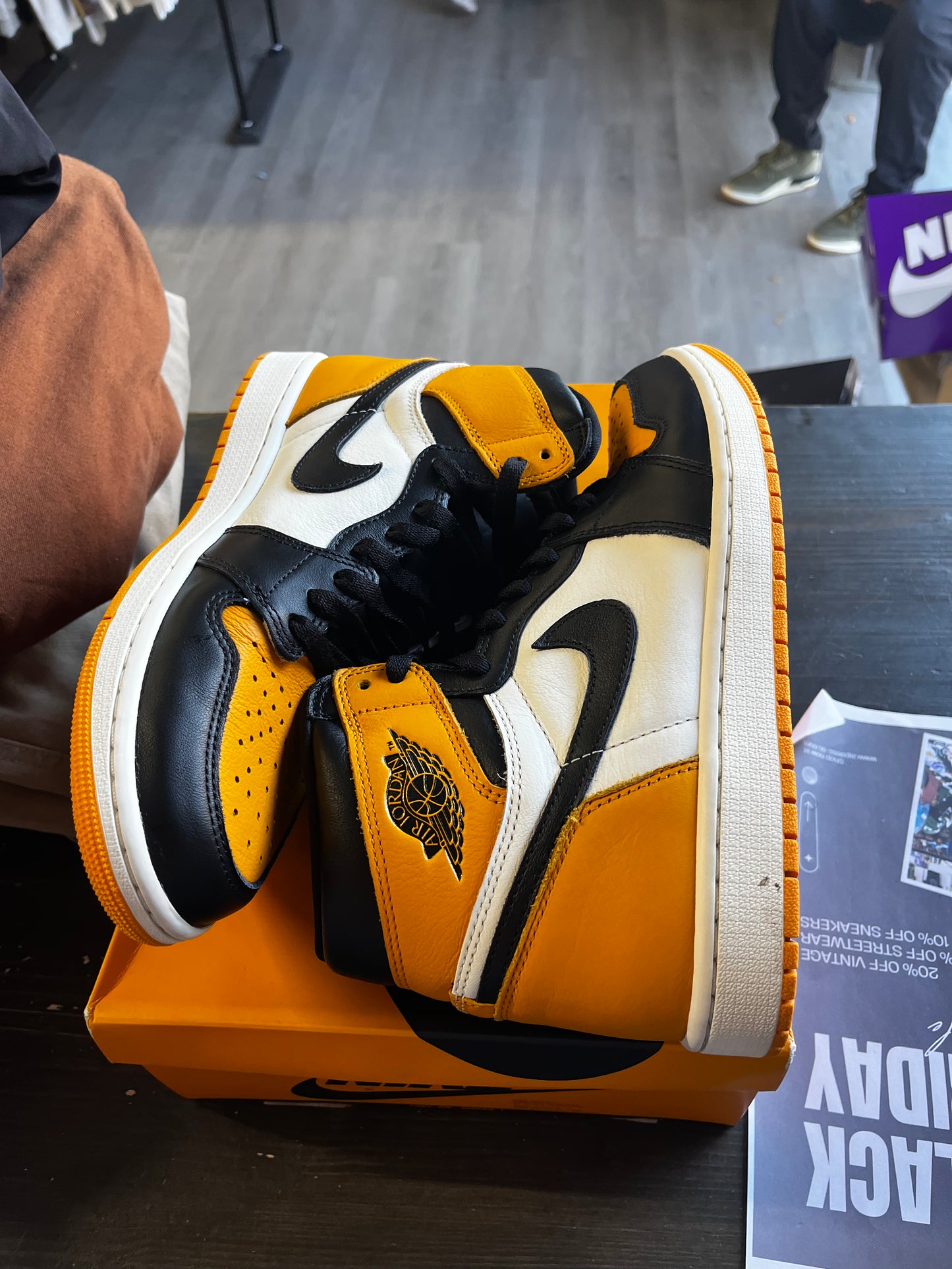 Pre-Owned Jordan 1 Retro High OG Taxi