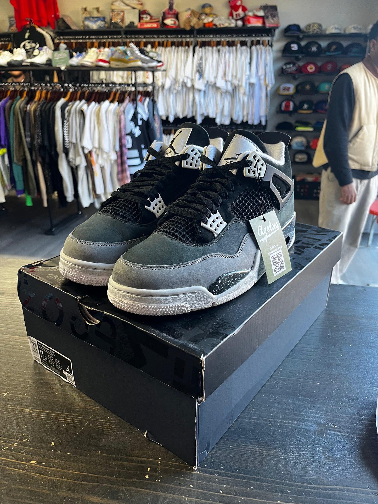 Pre-Owned Jordan 4 Retro Fear (2024)