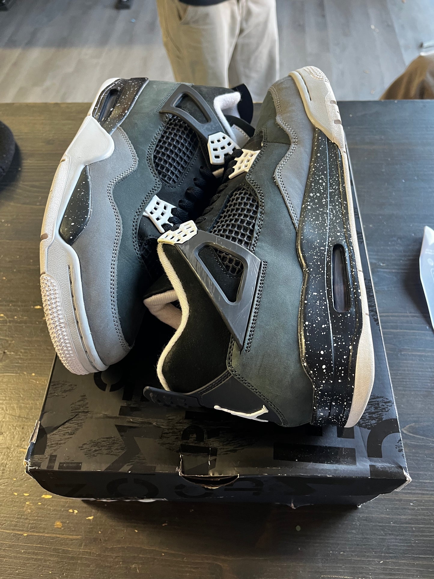 Pre-Owned Jordan 4 Retro Fear (2024)