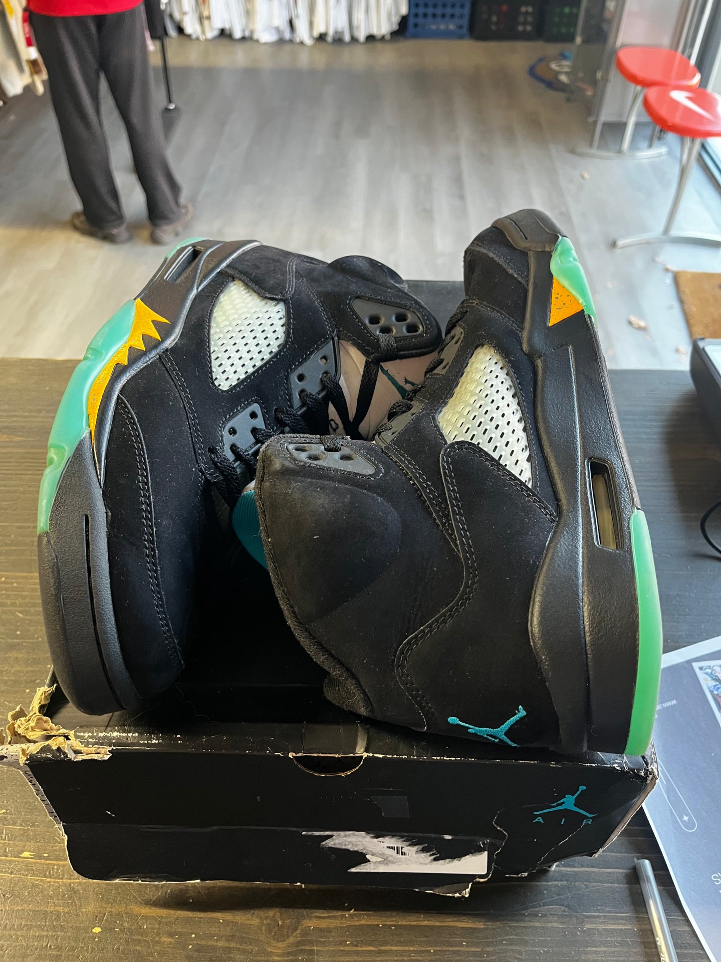 Pre-Owned Jordan 5 Retro Aqua