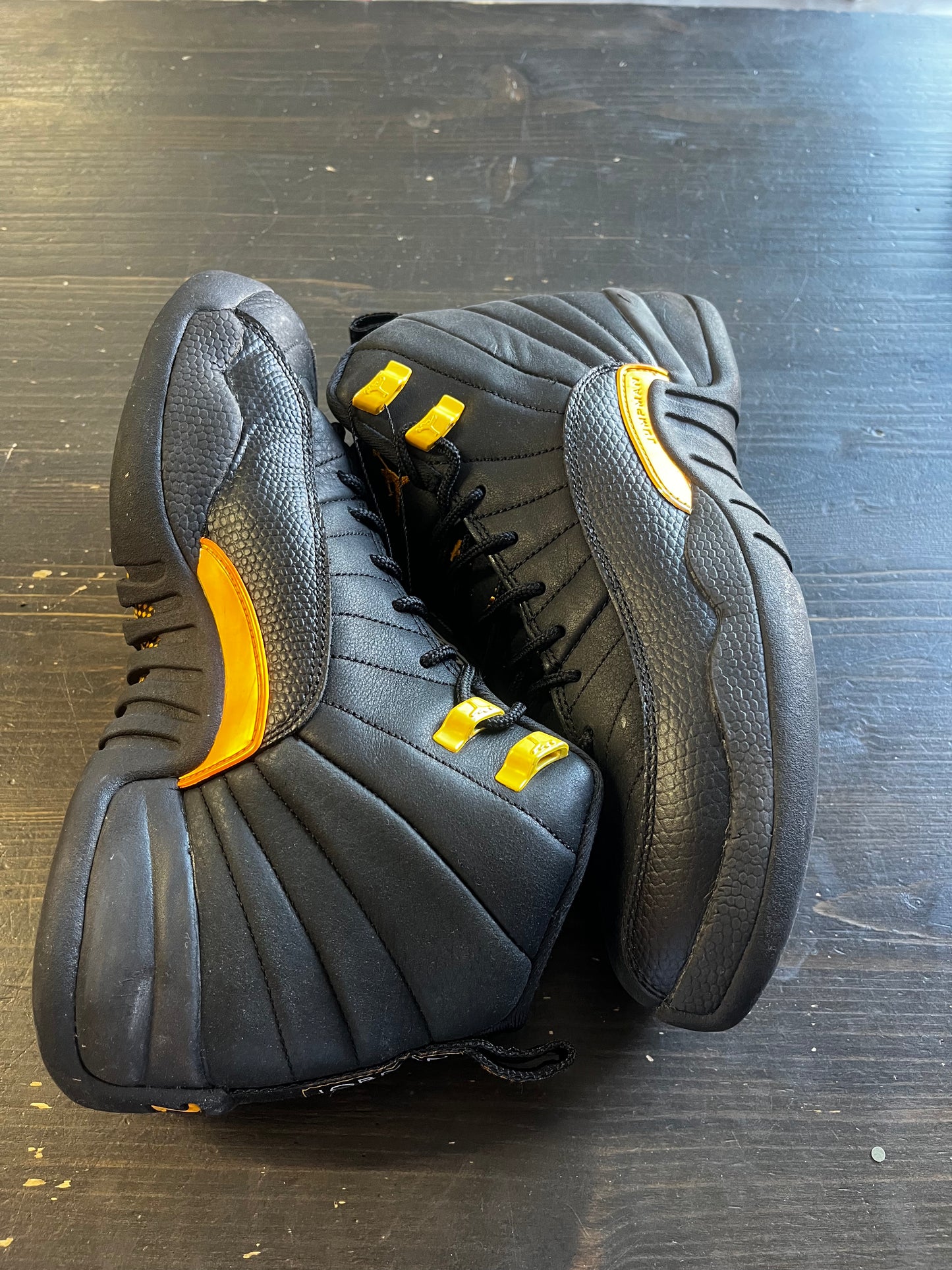 Pre-Owned Jordan 12 Retro Black Taxi (GS)