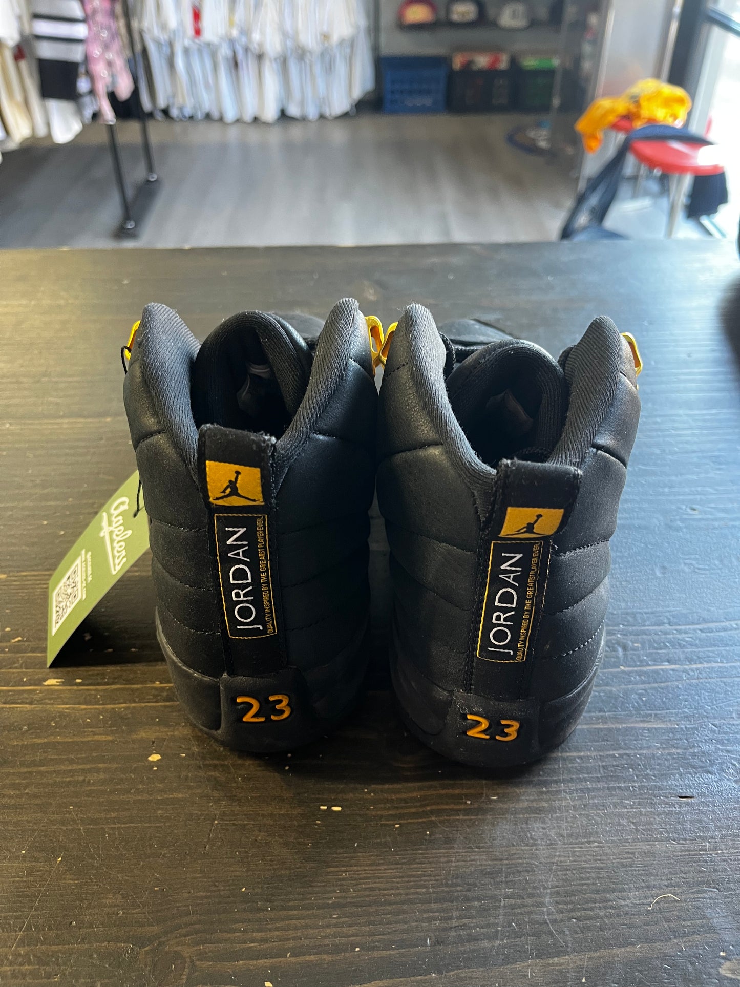 Pre-Owned Jordan 12 Retro Black Taxi (GS)