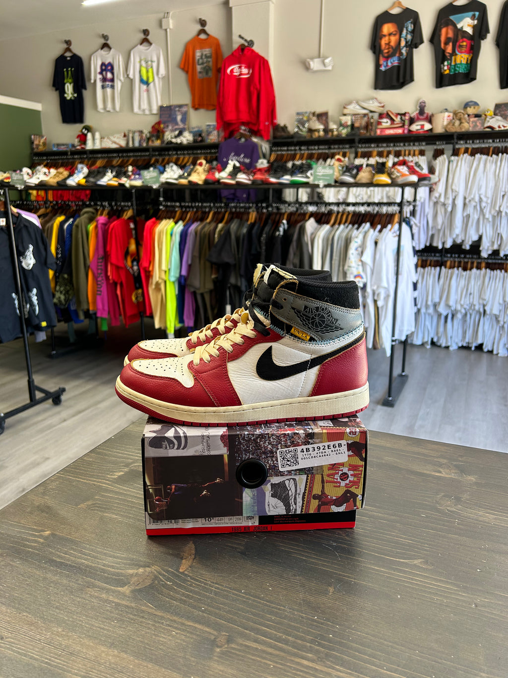 Pre-Owned Jordan Retro 1 Union LA Chicago Shadow