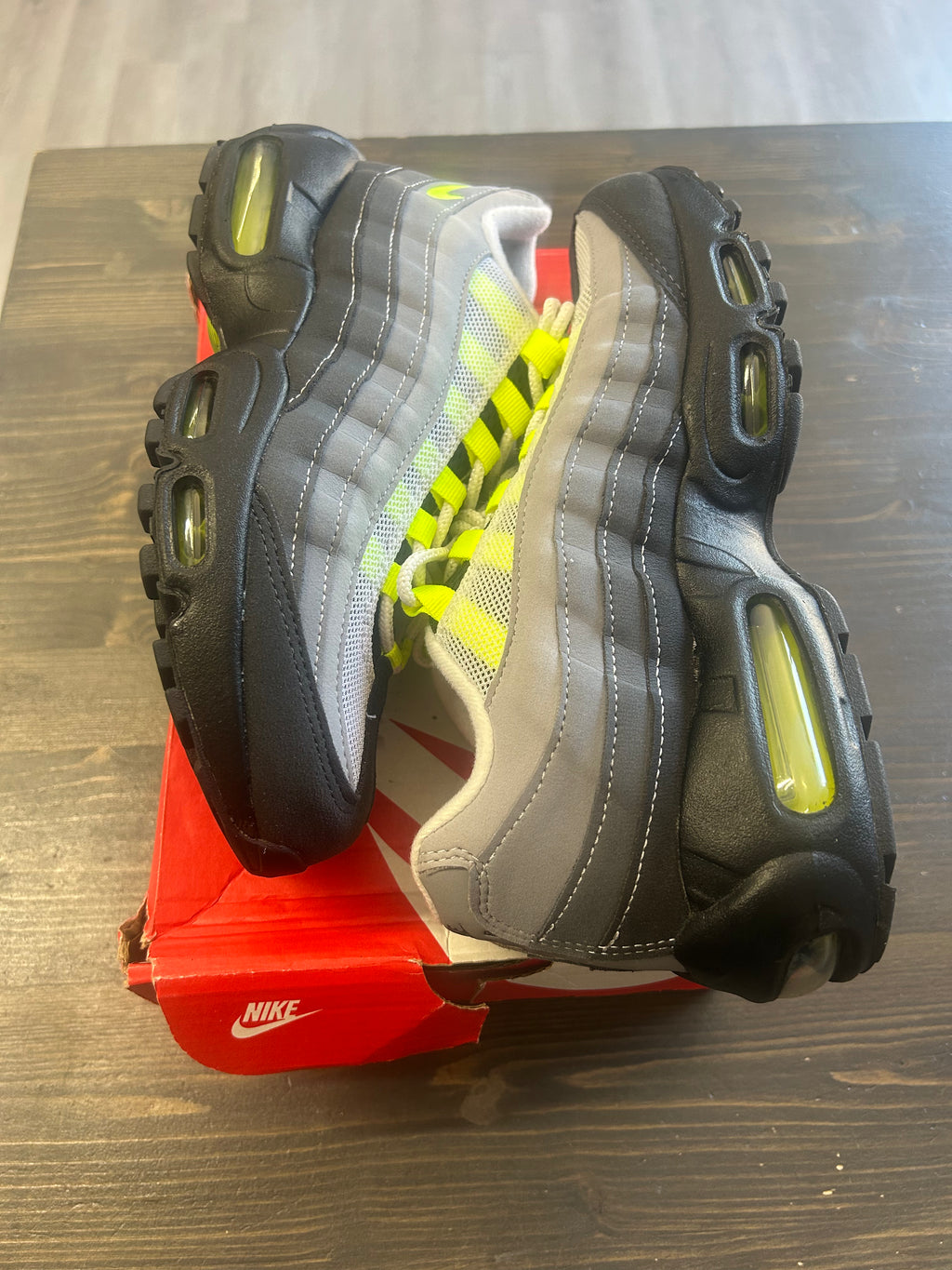 Pre-Owned Nike Air Max 95 OG Neon (2020) (GS)