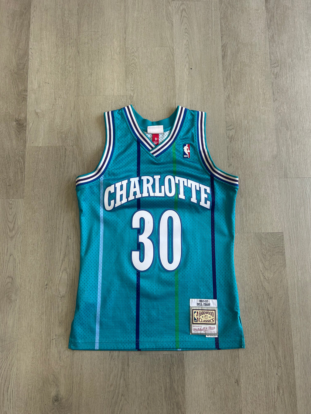 Mitchell & Ness Charlotte Hornets Dell Curry 1992-93 Road Jersey