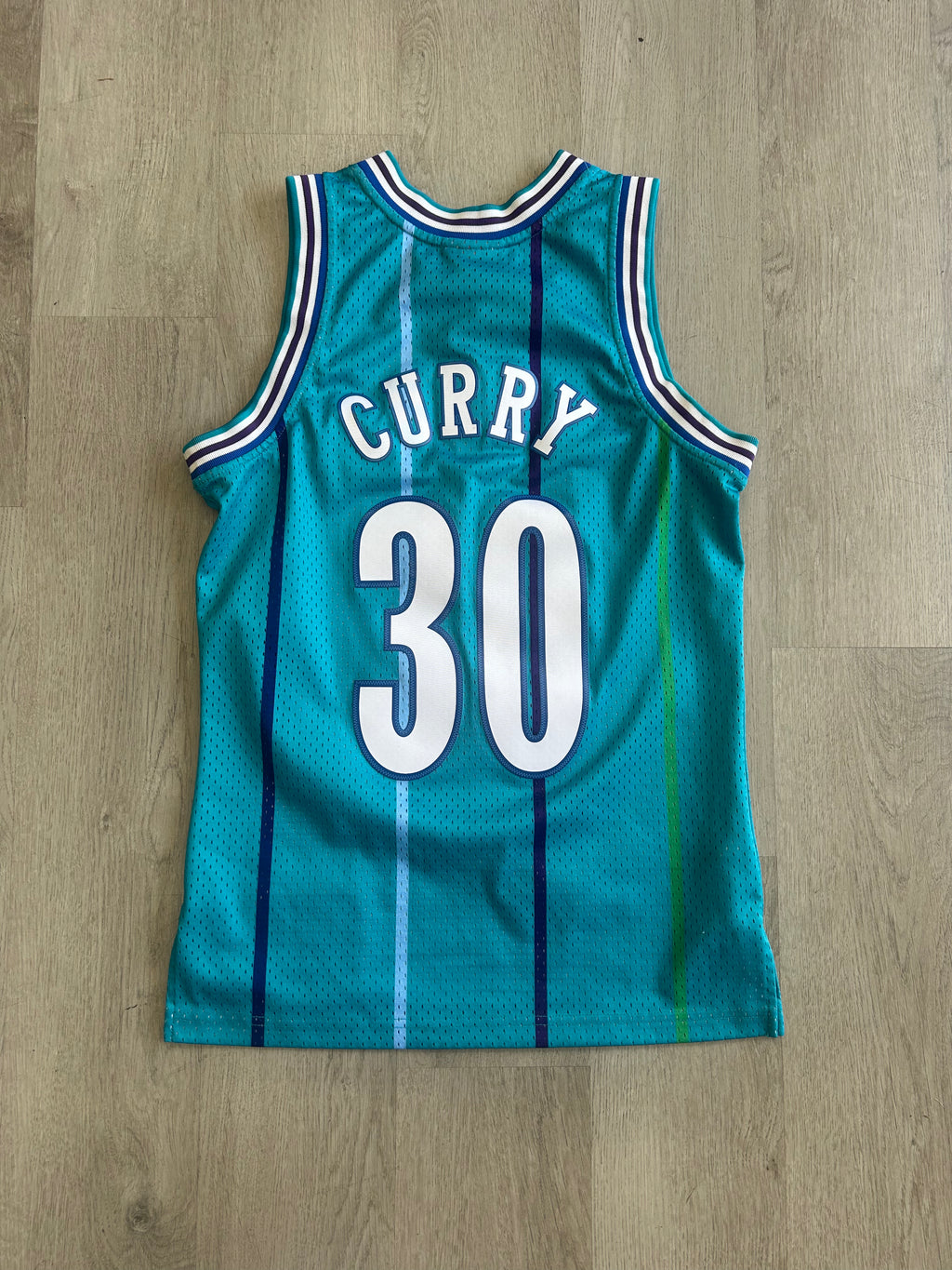 Mitchell & Ness Charlotte Hornets Dell Curry 1992-93 Road Jersey