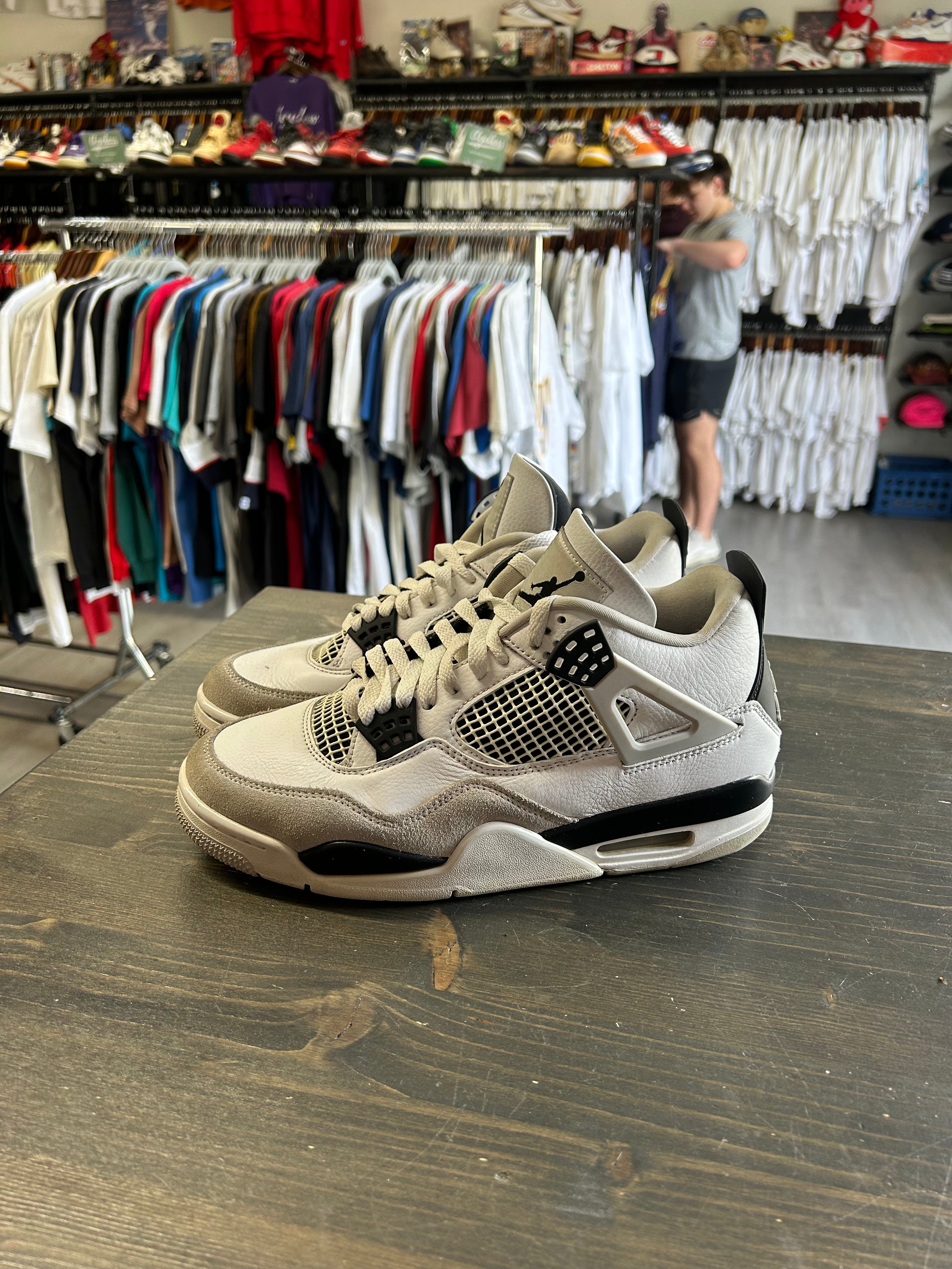 Pre-Owned Nike Air Jordan 4 Retro Military Black