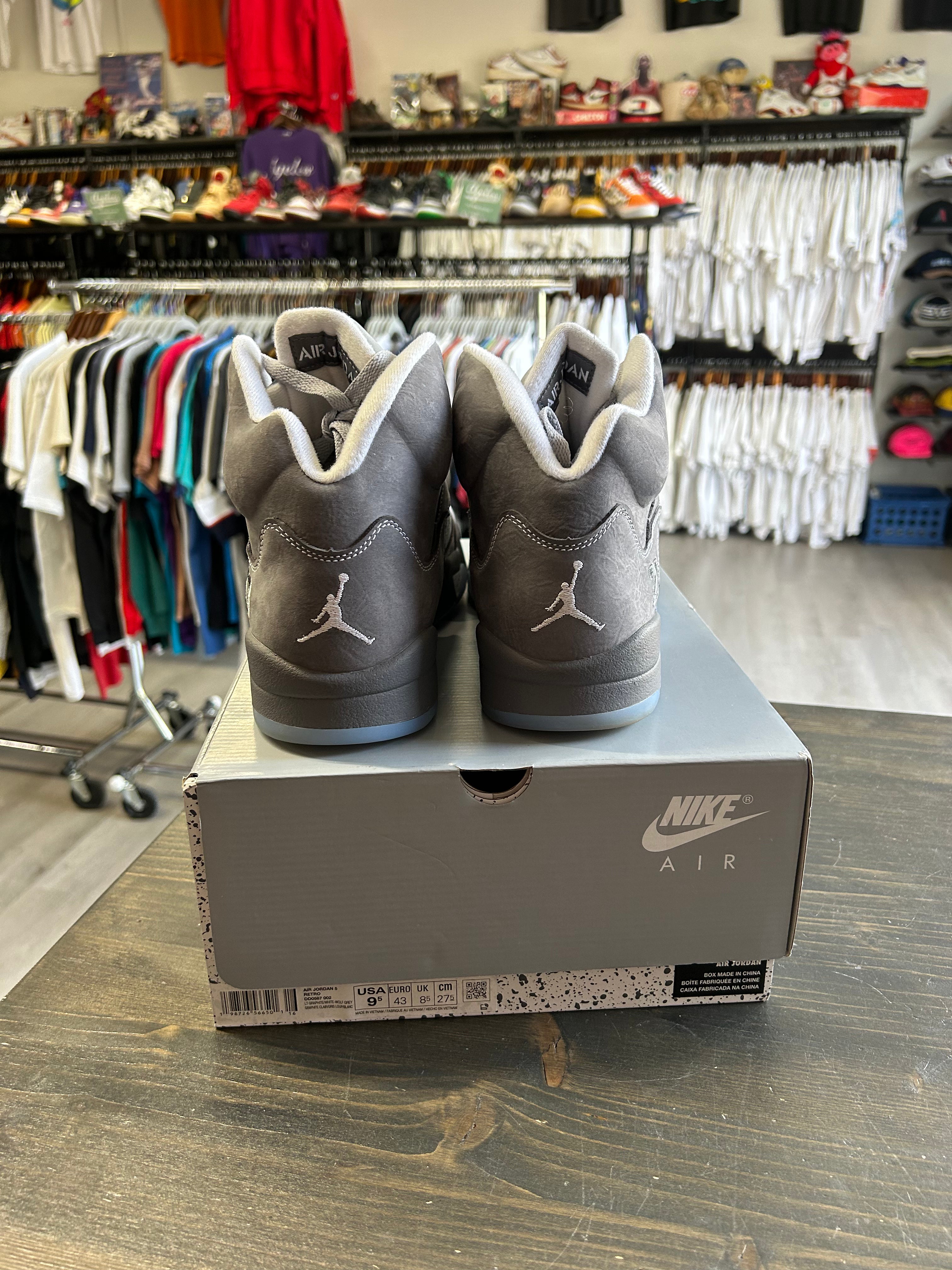 Pre-Owned Nike Air Jordan 5 Retro Wolf Grey