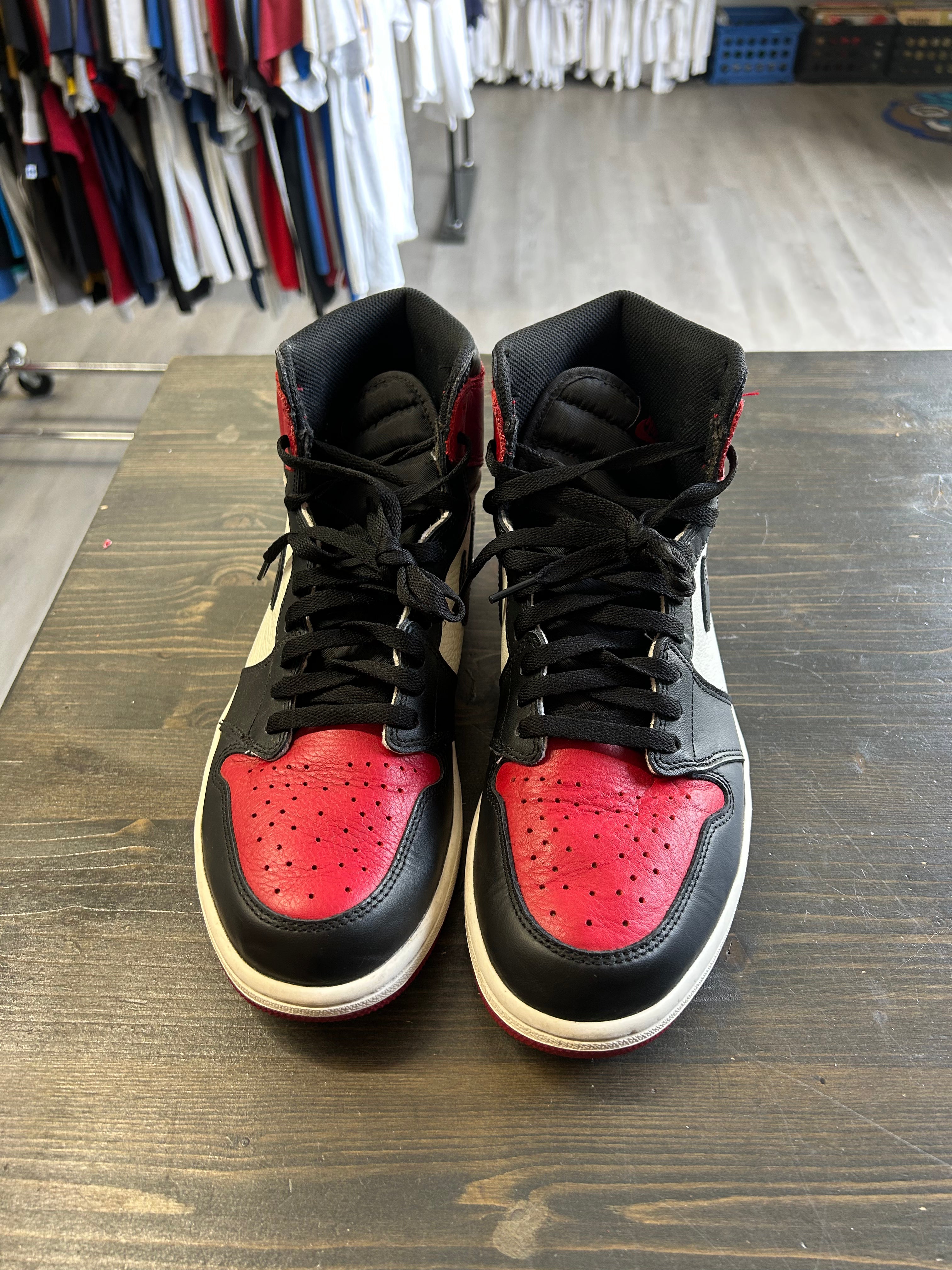 Pre-Owned Nike Air Jordan 1 Retro High Bred Toe