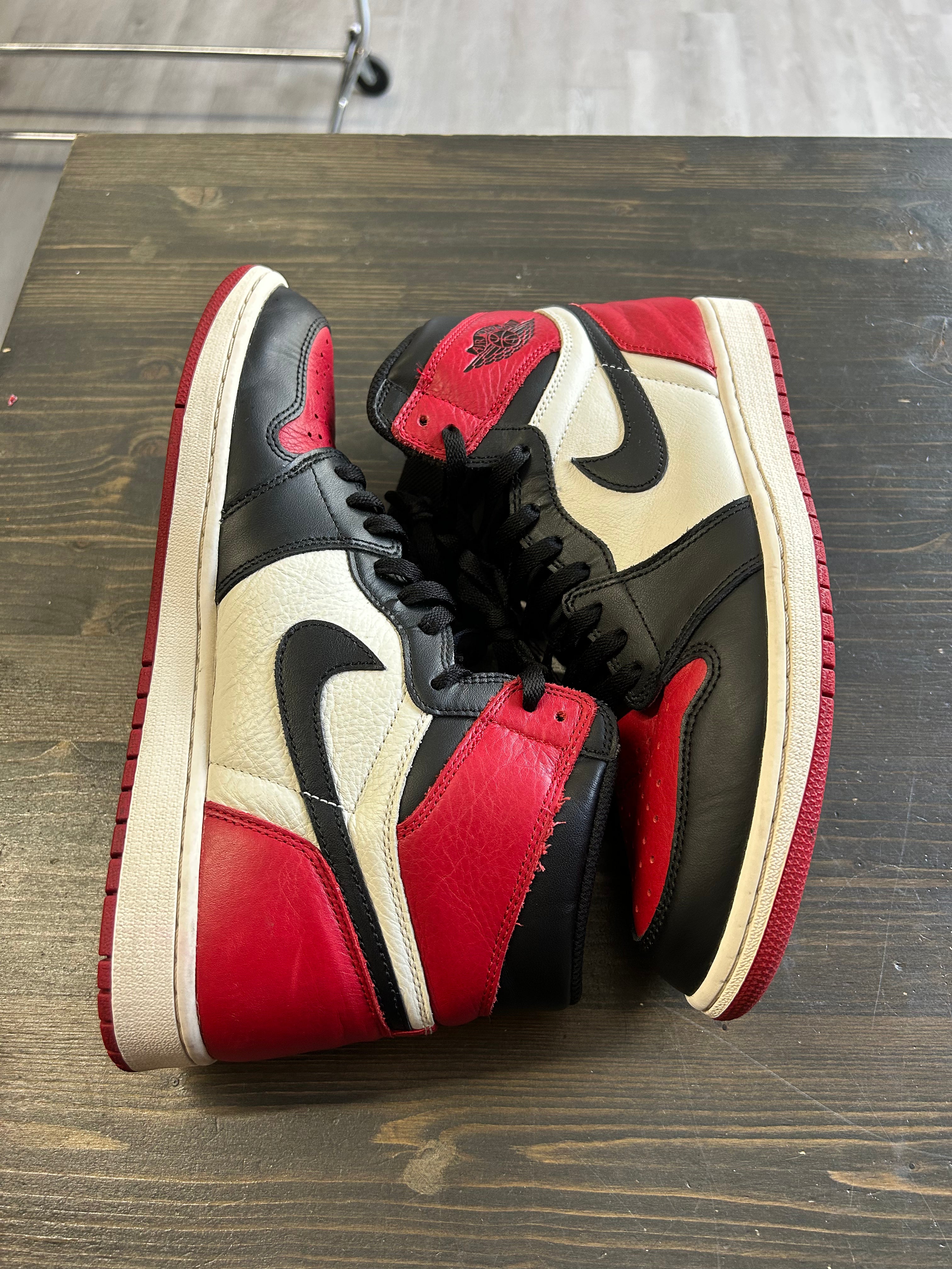 Pre-Owned Nike Air Jordan 1 Retro High Bred Toe