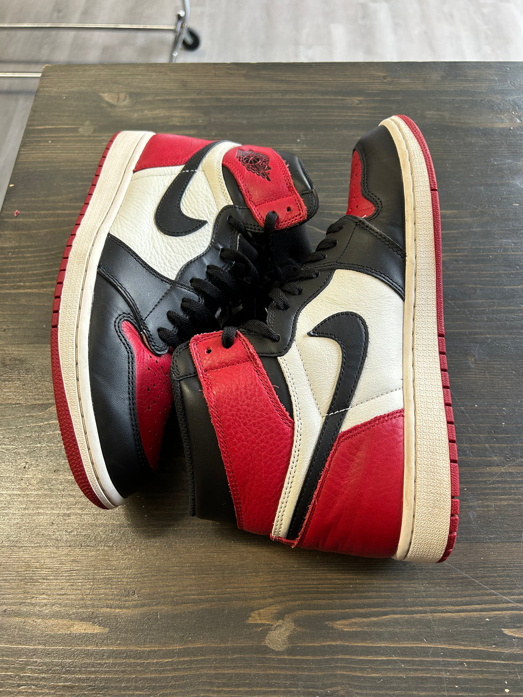 Pre-Owned Nike Air Jordan 1 Retro High Bred Toe