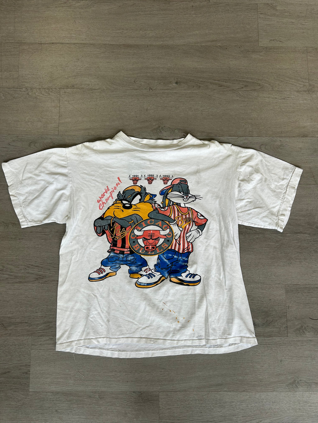 Vintage 90’s Gangster Looney Tunes World Champions Chicago Bulls Tee