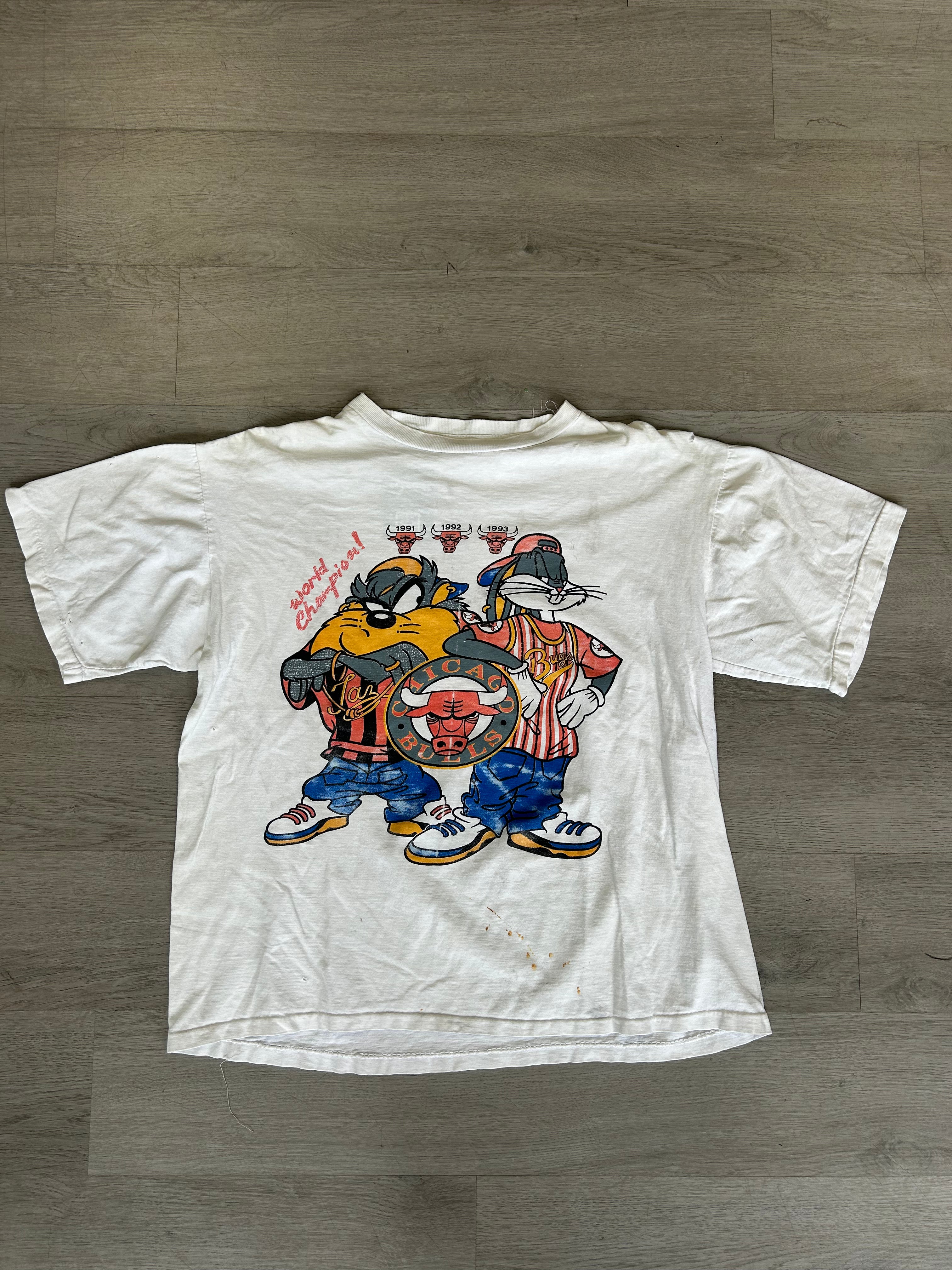 Vintage 90’s Gangster Looney Tunes World Champions Chicago Bulls Tee
