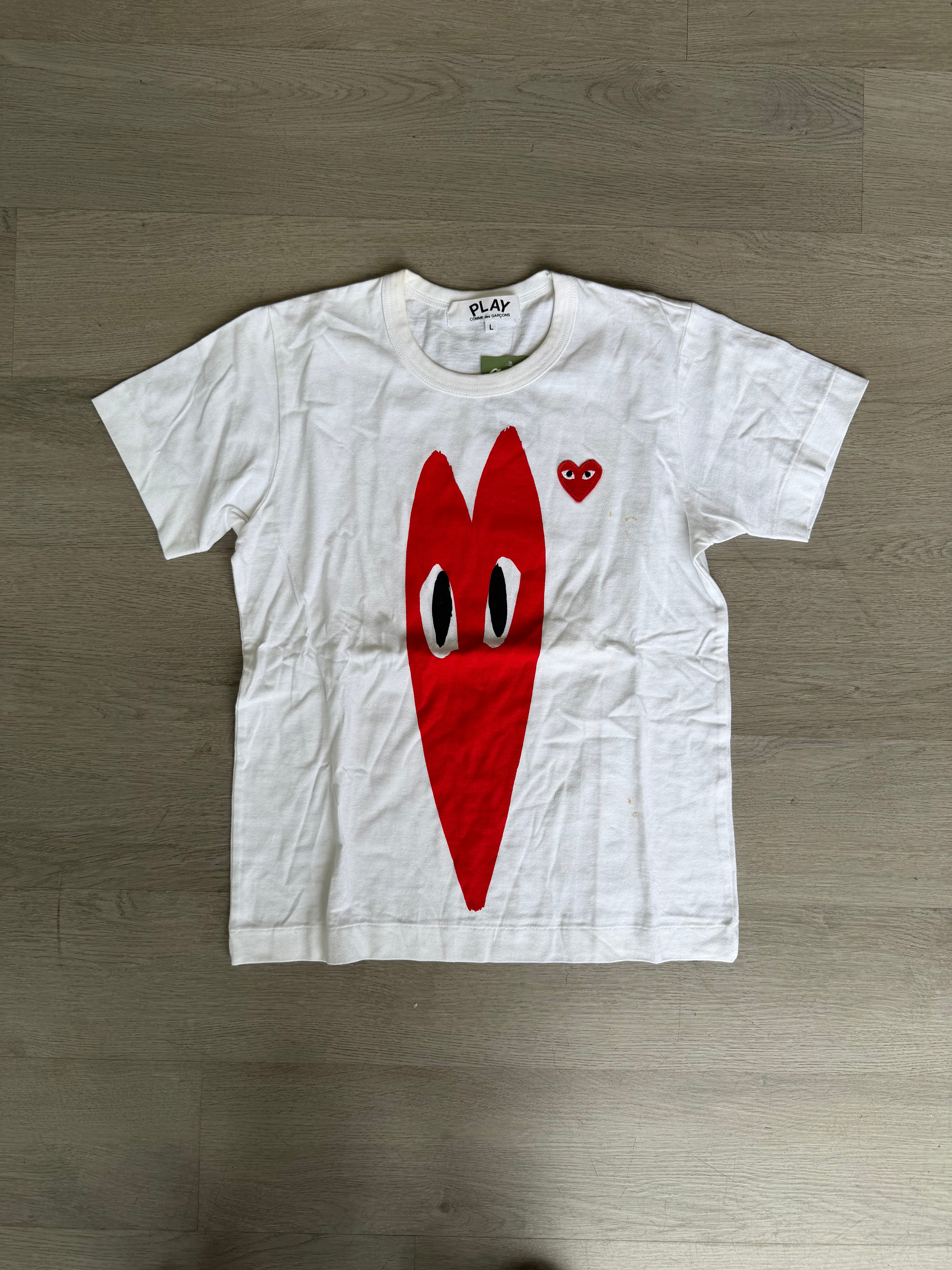 Comme Des Garcons Play Red Heart Tee