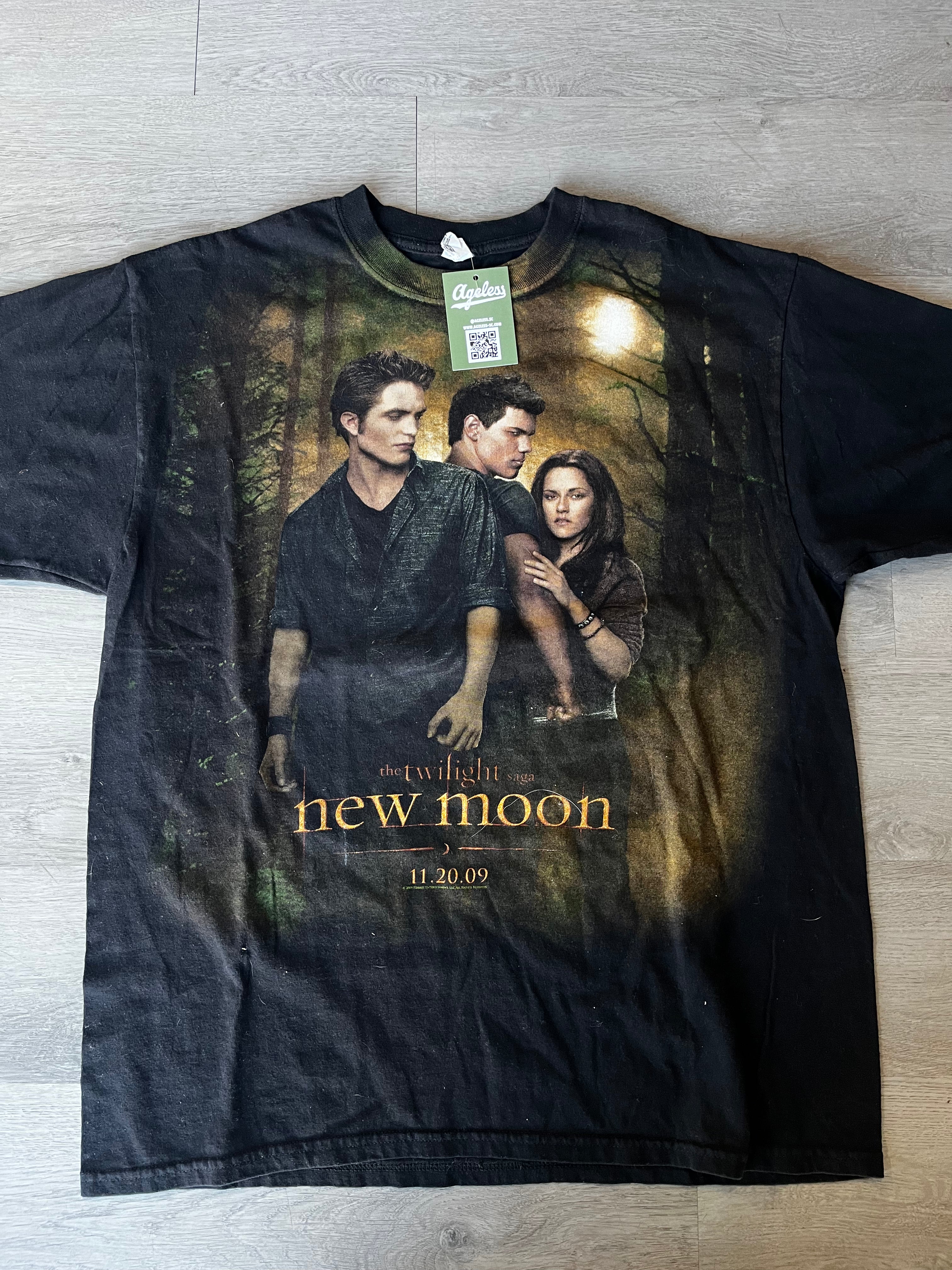 Vintage Twilight The New Moon Tee