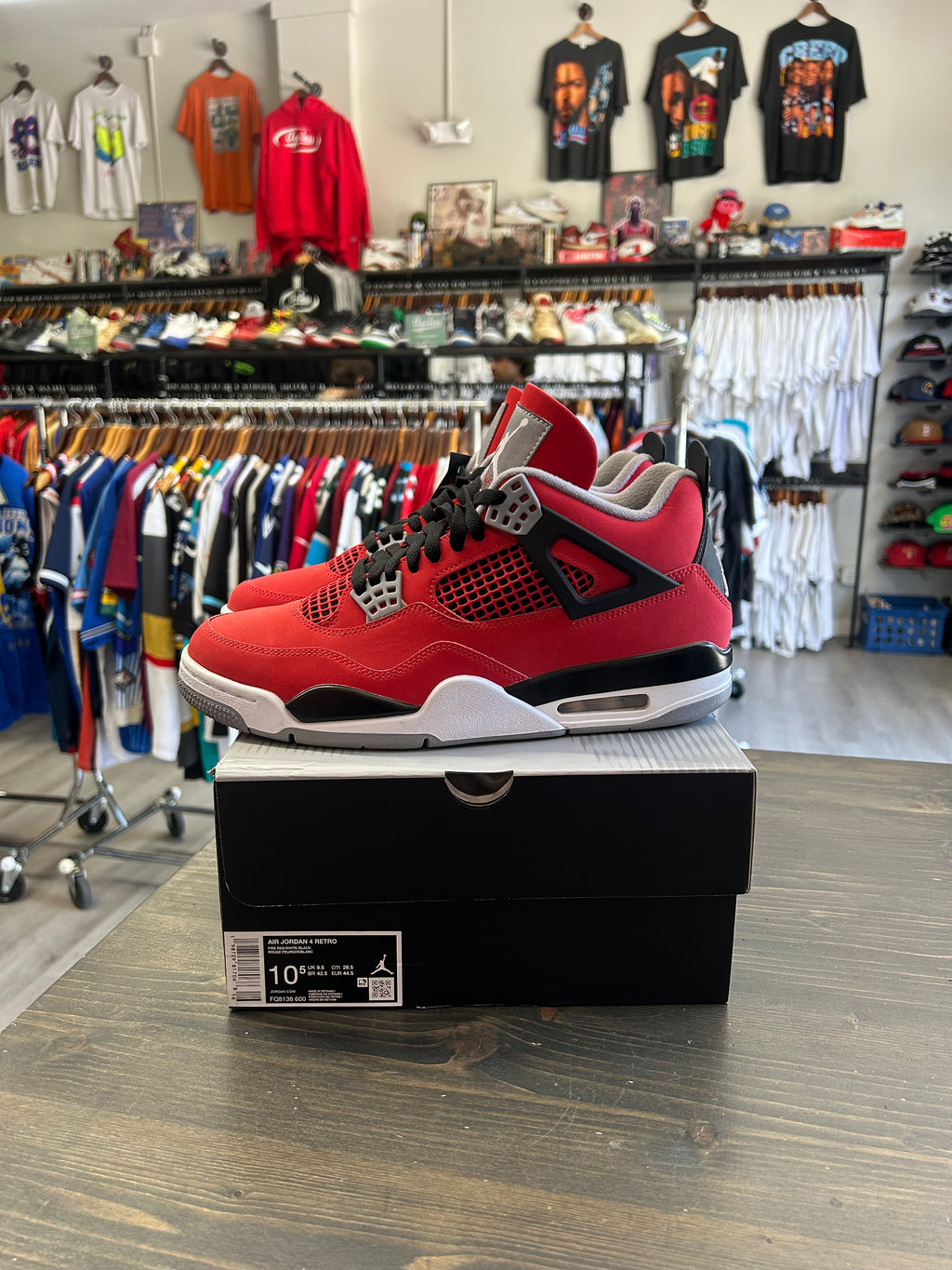 Pre-Owned Jordan 4 Retro Toro Bravo 4 (2026)
