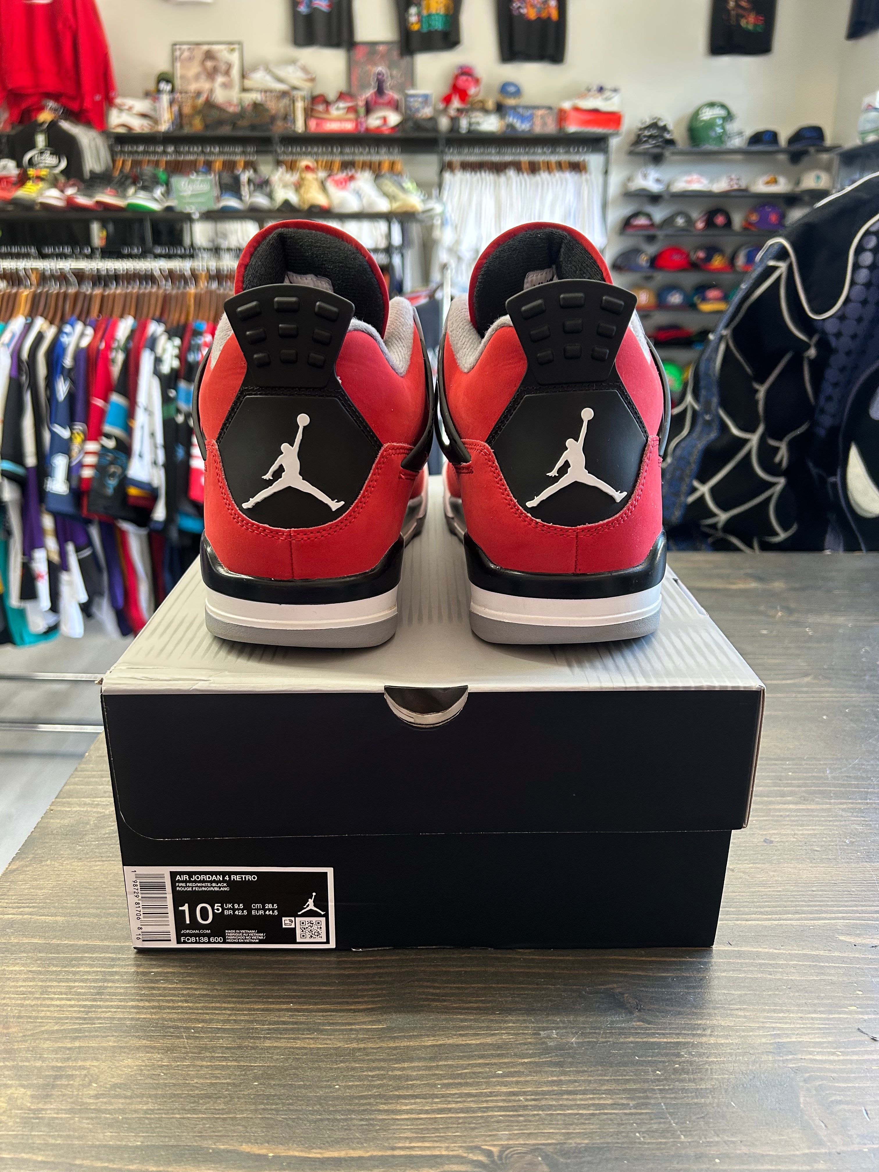 Pre-Owned Jordan 4 Retro Toro Bravo 4 (2026)
