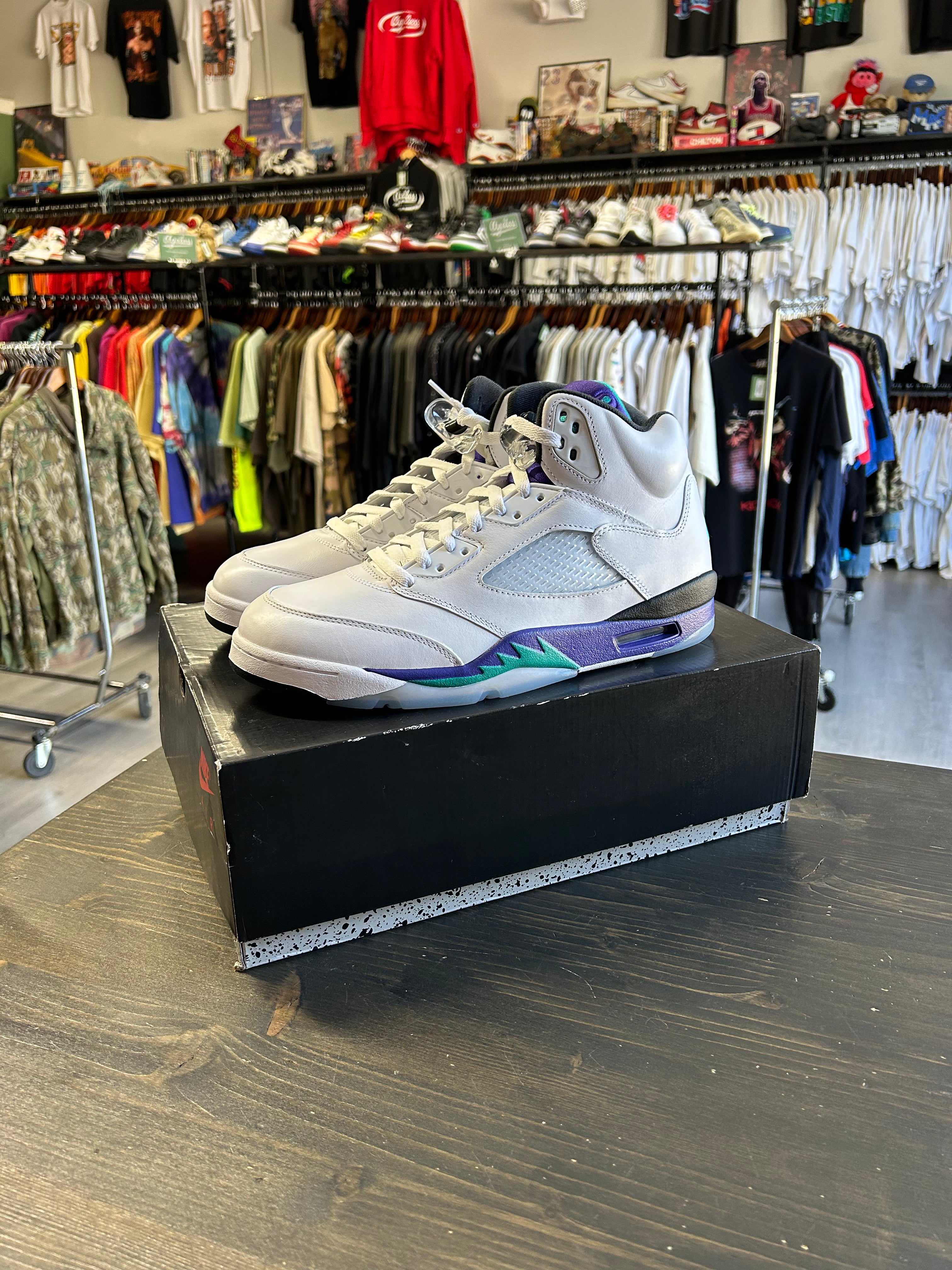 Pre-owned Air Jordan 5 Retro Grape
