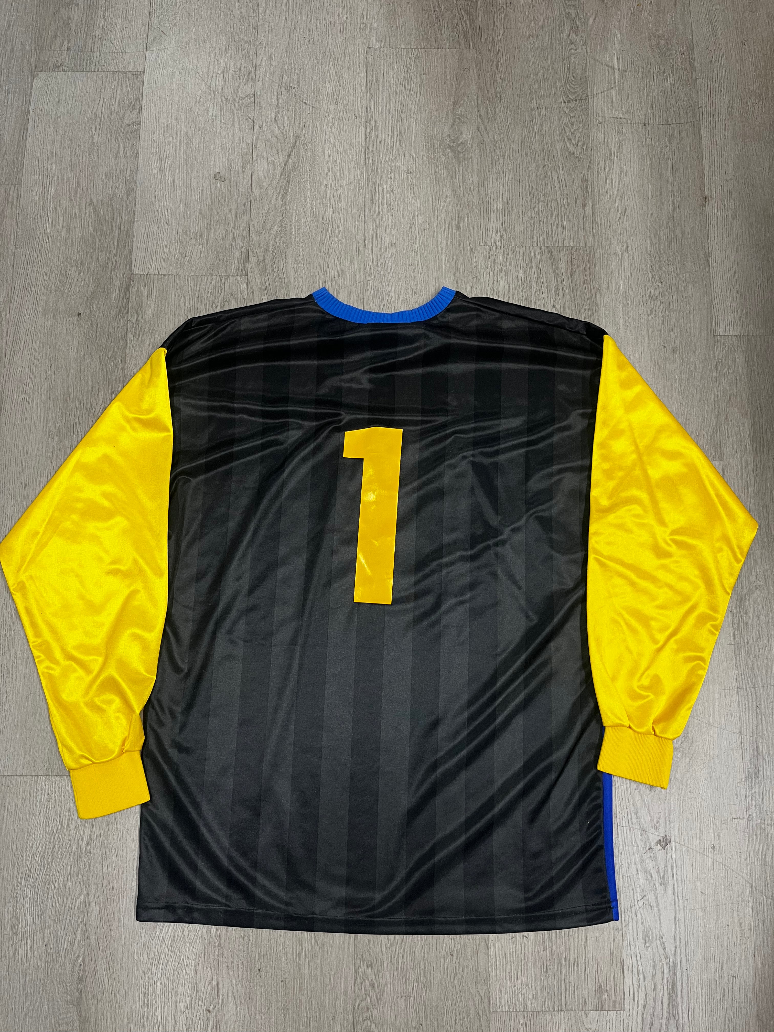 Vintage Umbro Lazio 1997/98 goalkeeper jersey