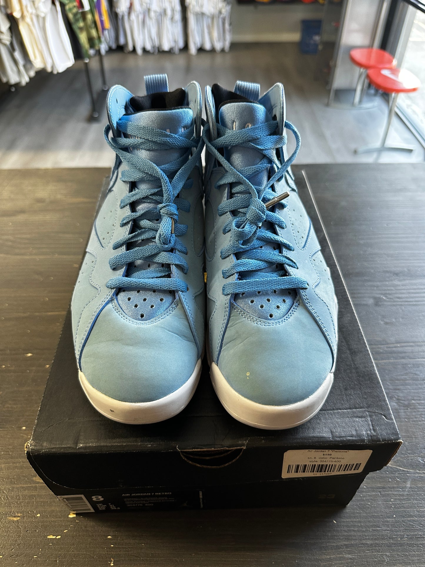 Pre-Owned Jordan 7 Retro Pantone