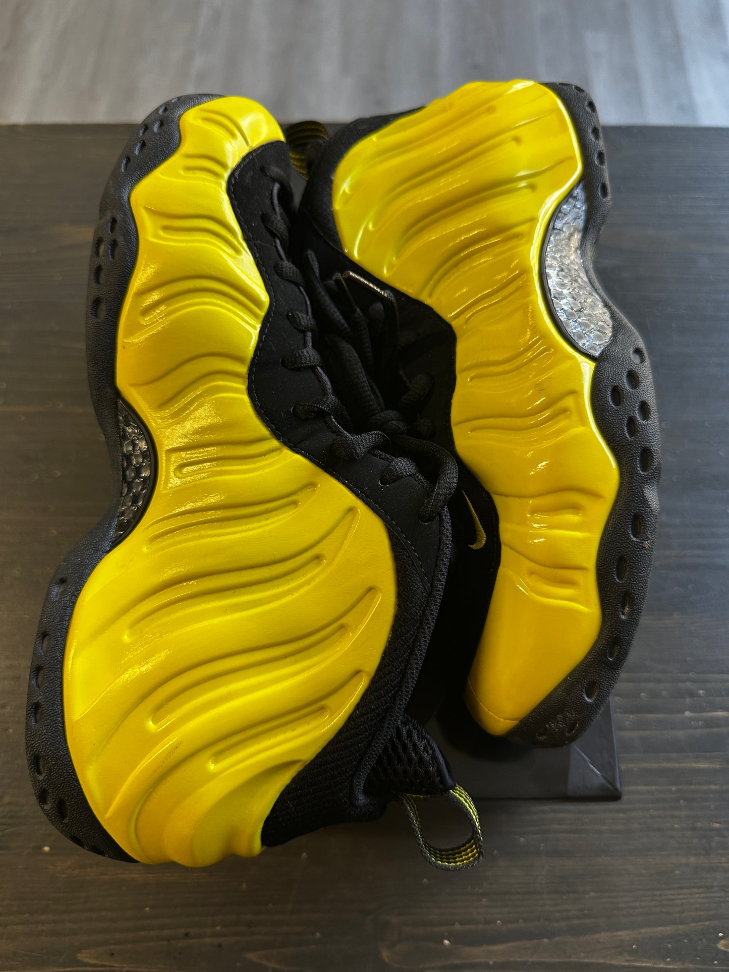 Pre-Owned Nike Air Foamposite One Wu-Tang Optic Yellow