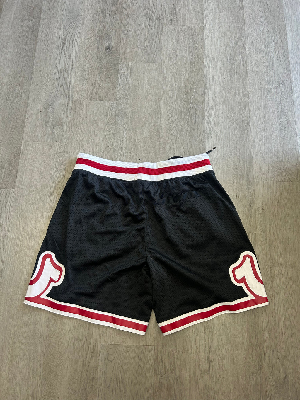 True Religion arched logo basketball shorts