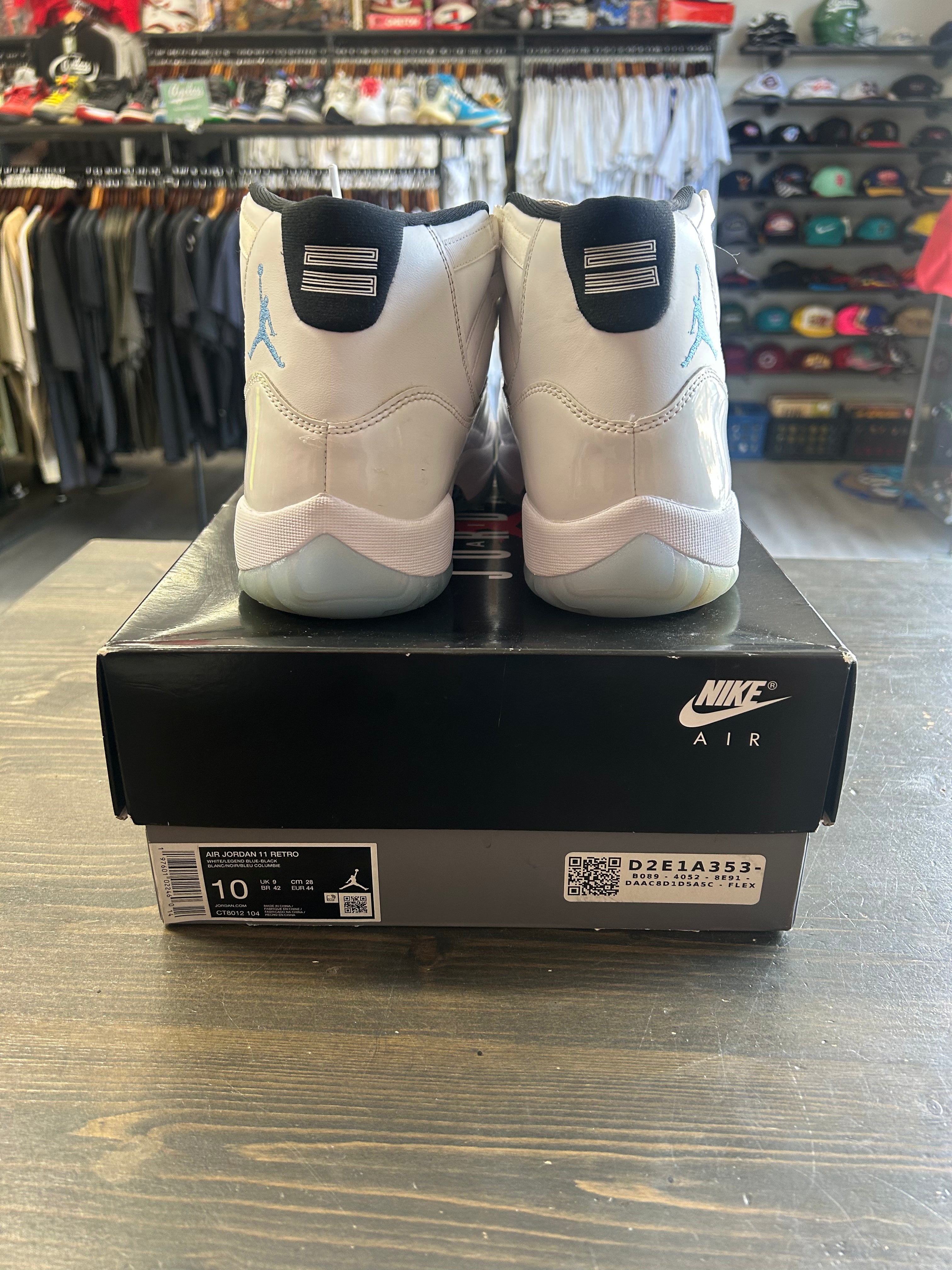 Pre-Owned Jordan 11 Retro Legend Blue (2024)