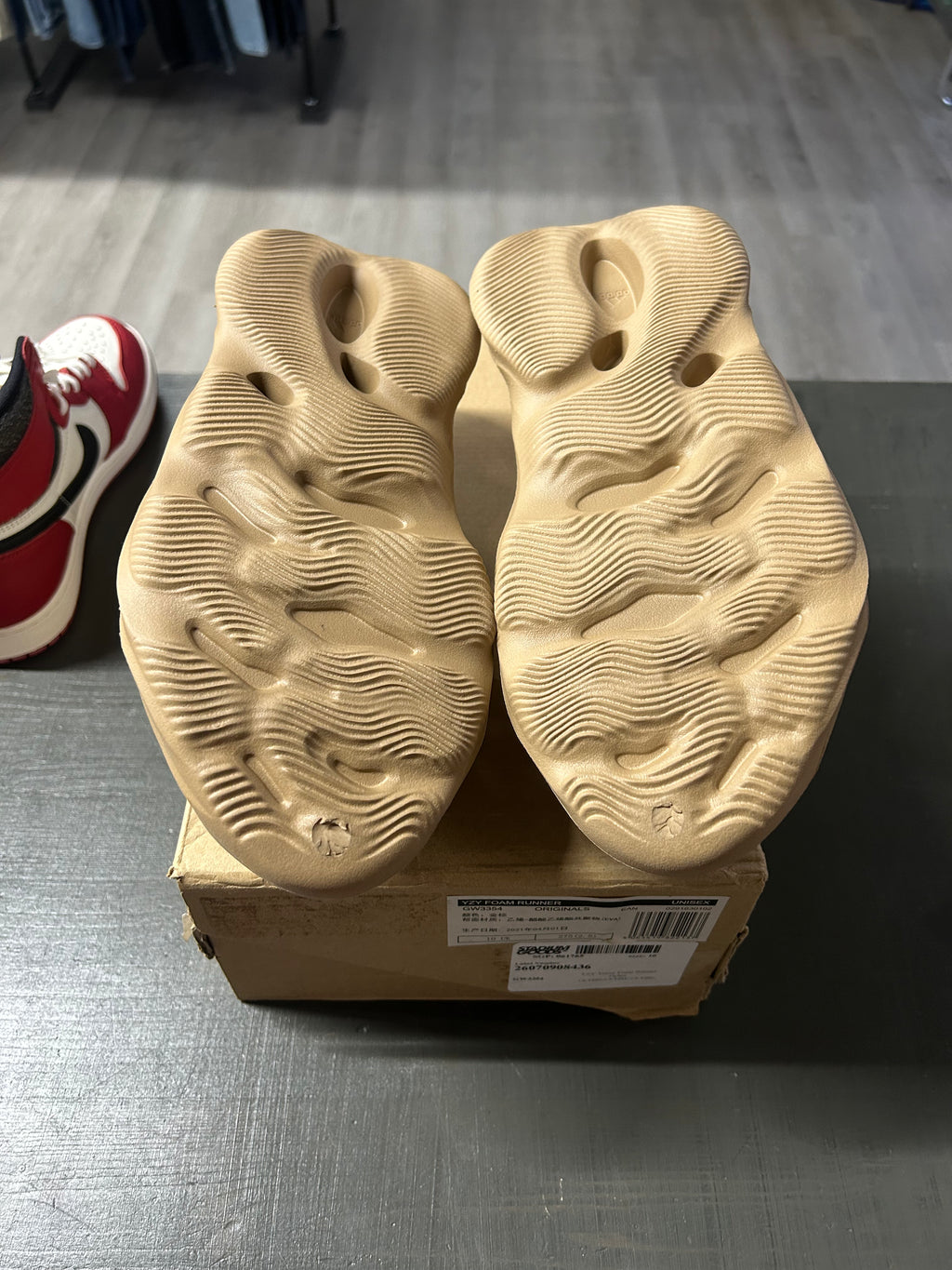 Pre-Owned Adidas Yeezy Foam RNNR Ochre